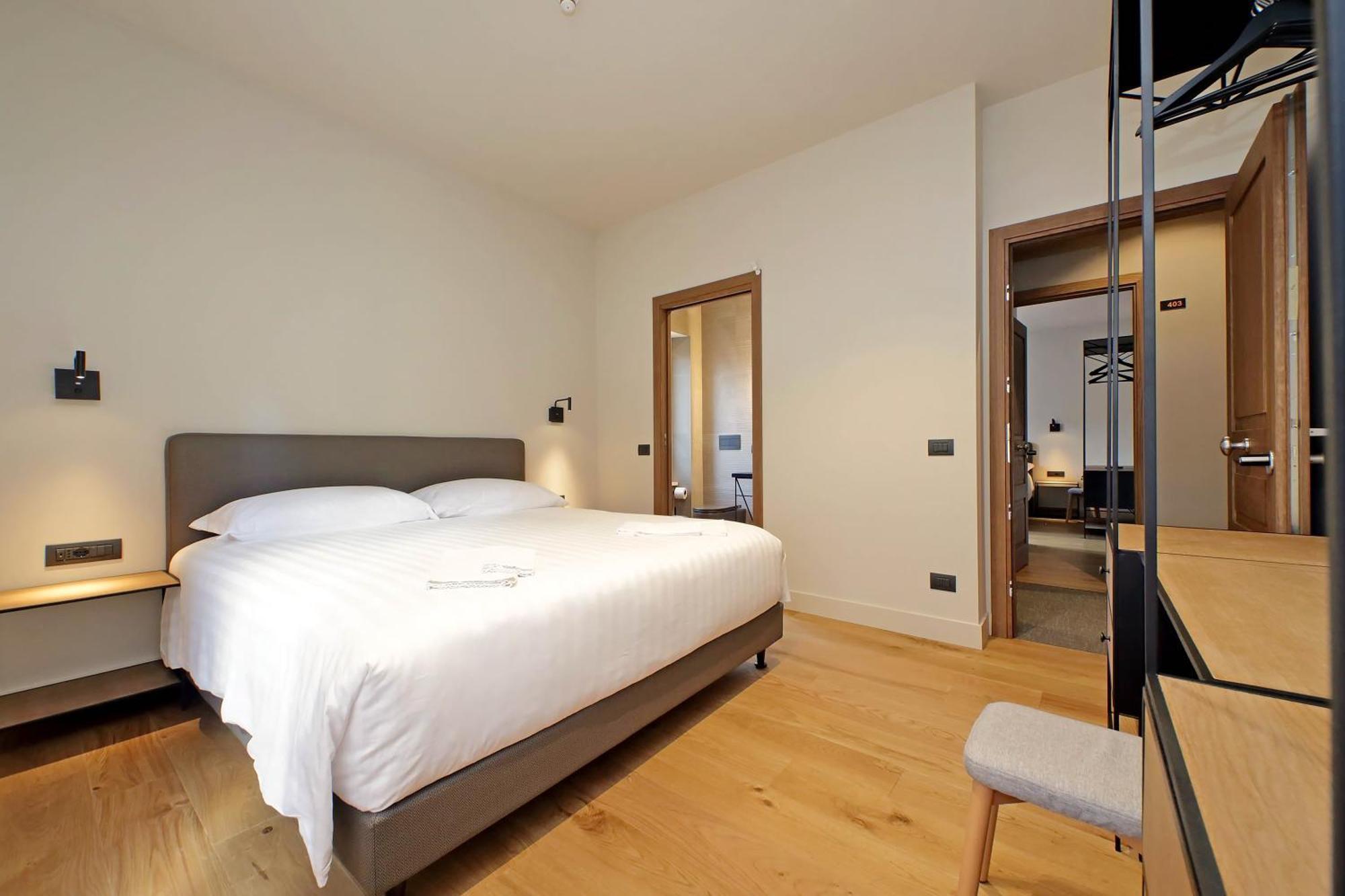 The Place Gallia โรม ภายนอก รูปภาพ