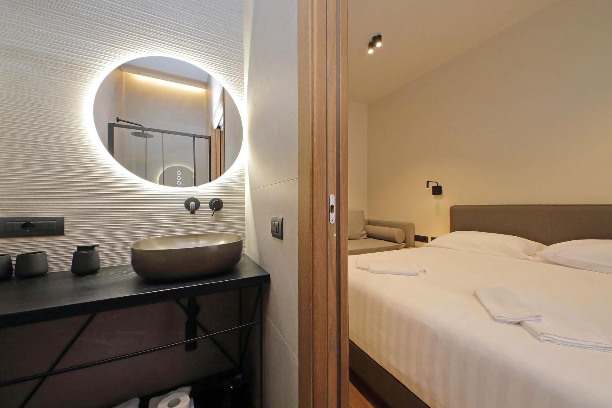 The Place Gallia โรม ภายนอก รูปภาพ