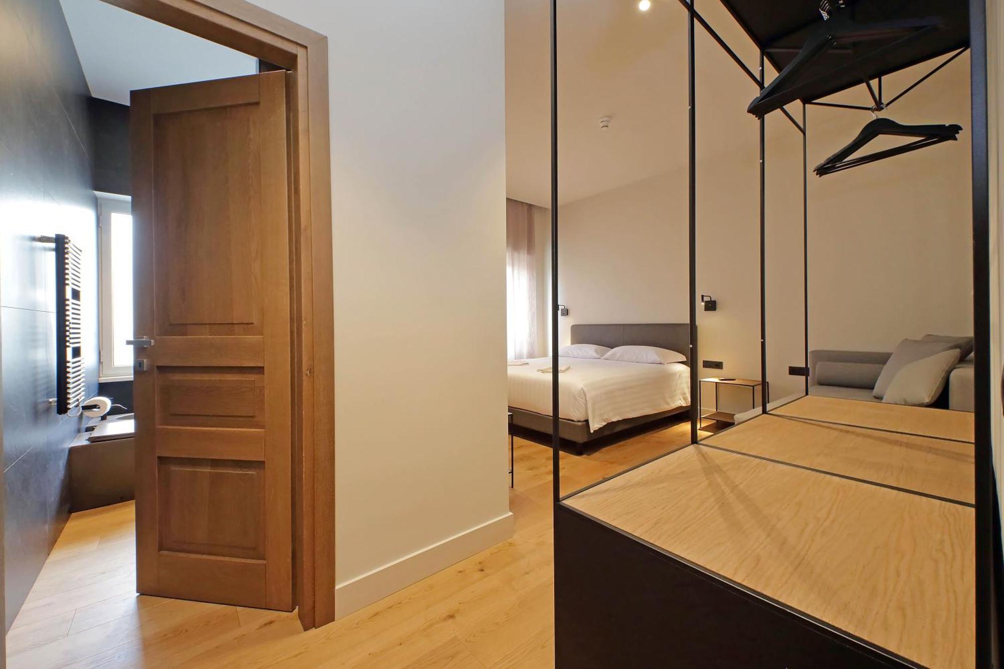 The Place Gallia โรม ภายนอก รูปภาพ